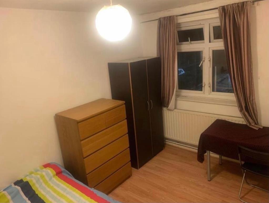 Arbnb Comfy Sleep Guest House Self Catering Private Bedrooms 60 Pound Per Night Per Person London Exteriör bild